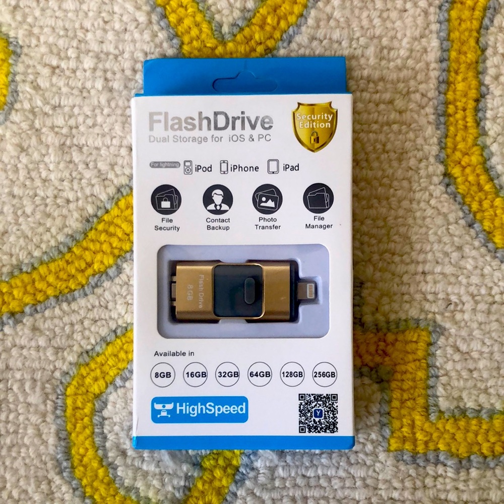 NIB FlashDrive/Dual Storage